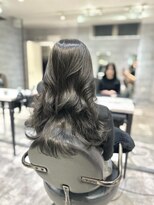 アクション 心斎橋店(ACTION)&nbsp;20代30代レイヤーカット　顔まわりカット　アッシュグレー