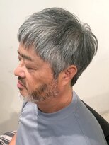 エムエイチザバーバー 本町(MH THE BARBER) 大人グレイヘア【北浜・堺筋本町・淀屋橋】