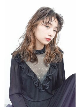 ガーランドウメダ(Garland umeda) リラックスウェーブ_セミロング_000353