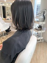 ネオリーブ チロル 横浜西口店(Neolive CiroL.)&nbsp;レイヤーボブ　アッシュブラック　簡単スタイリング