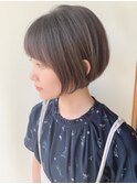 大人かわいい丸みボブ/耳かけショート/前下がりボブ