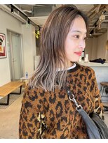 ルーム(Loom.)&nbsp;ナチュラルブロンドハイライト