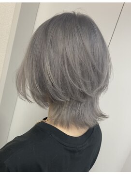 アーチフォーヘア 心斎橋店(a-rch for hair) シルバー×ウルフカット