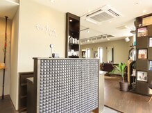 店内は広く、明るい空間で暖かいです☆