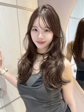 グロー 大宮(GLROW) レイヤーカット ハッシュカット オリーブベージュ