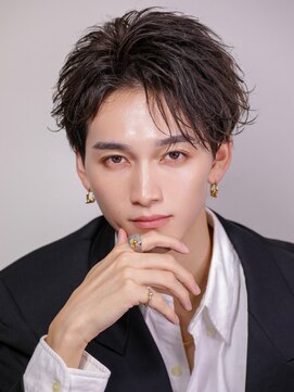 ゴールド 大阪 梅田店(GOALD) ツイストスパイラルかき上げショート