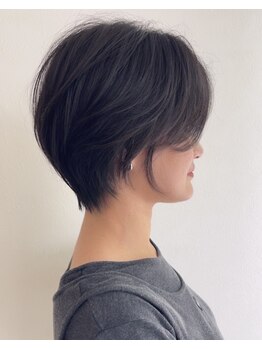 olu.hair新安城/髪質改善/ショート/白髪ぼかし/縮毛矯正【 9/7 NEW OPEN(予定)】の写真/《新安城》乾かすだけで、サロン帰りの仕上がり。忙しい毎日を美しく彩る、再現性の高い上品ショート。