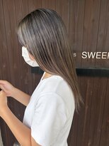 スウィープヘア(Sweep Hair)&nbsp;アッシュカラー