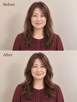 aptas 青山/表参道 白髪染め/白髪ぼかしハイライト/ボリュームアップエクステ&nbsp;50代の大人長めウェーブ｜表参道・青山