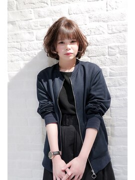 ベースヘアーデザイン(BASE HAIR DESIGN) クール×フェミニンボブ