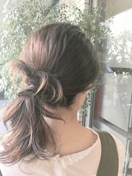 デプレ アール(des-pres R) シンプルなヘアーアレンジ