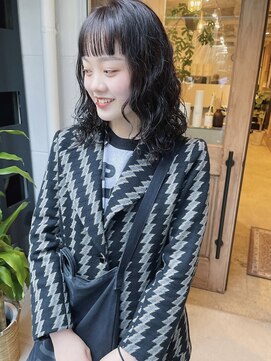 ルアウハク 梅田(LUAU Haku) ・ミディアムパーマ/ぱっつん前髪・【Haku/梅田/タクノ】