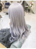 ホワイトアッシュグレージュカラーインナーカラー　ロングカット