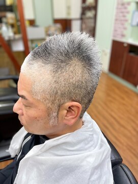 BBサロン ジーニック(Gnik) ソフトモヒカン