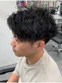 センターパートツイストスパイラルパーマメンズマッシュパーマ
