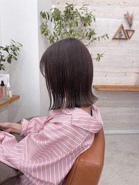 ティエル(TieLu) 切りっぱなしボブ×ラベンダーグレージュ×外国人風