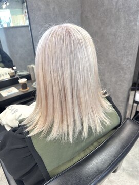 インク(ink) ホワイトカラー