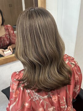 ハーツ(Heart's) 白髪ぼかし脱白髪染め似合わせショートボブ40代50代60代