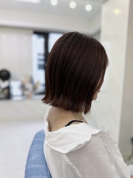 エミン(emyn) 髪が変わる【美髪革命】艶髪/髪質改善/縮毛矯正/代々木