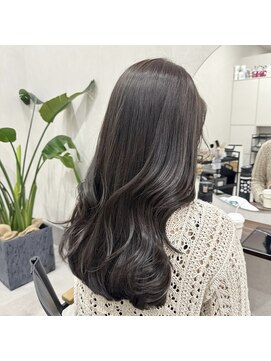 スターク(stark) オリーブグレージュ／オリーブカラー/透明感カラー／姫路