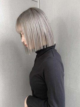 ジェム(GEM) くすみベージュ/細みハイライト/ホワイトブロンド★108