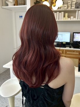ロマーリ(LOMARLIE) 艶髪ワインレッド×レイヤー