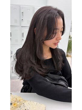 黒髪カタログ/レイヤーカット/グレージュ【堀 春菜】