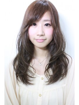 フリーズ 住道店(Freez) 内巻きベース×流し前髪の☆フェミニンヘア☆