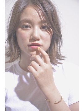 オルセン(OLSEN) 【BALLOON HAIR】ノームコア ［外ハネ］切りっぱなしボブ