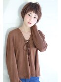 ローライトアッシュブラウン大人かわいい小顔ワンサイドショート