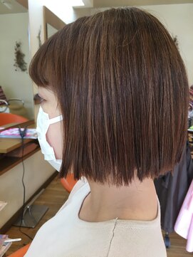 キキ 美容室(KIKI) 切りっぱなしボブ★