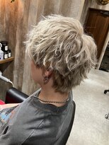 カフェアンドヘアサロン リバーブ(cafe&hair salon re:verb)&nbsp;外ハネ無造作ウルフ