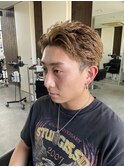 【Velis】ツーブロックのスパイキーショート