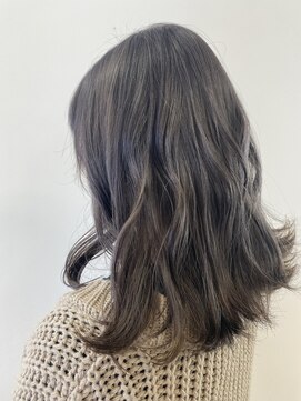 ケンジ 平塚ラスカ店(KENJE) グレージュ