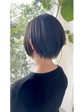 ゴカン(Gokan) ナチュラルストレートショート