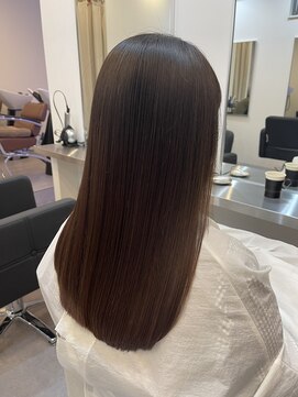 イーナ(iina) 秋冬カラー 暖色 カッパーブラウン