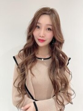 フラミューム 藤沢(flammeum) ウェーブレイヤー×ベージュ【藤沢/藤沢駅】