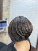 ショートボブ/ニュアンスカラー/ツヤ髪スタイル/ブルージュ