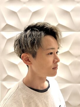 銀座マツナガ 浅草店 大人気！無造作ツイスパマッシュツーブロ刈り上げ前髪なし