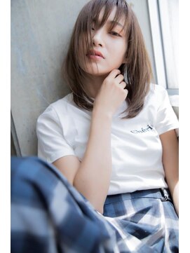 ヘアーアンドメイク ファット(Hair&Make PHAT) レイヤーカット透けバング顔回りカット