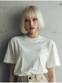 金髪ボブ
