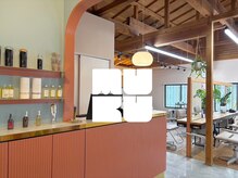 ムク 南浦和(MUKU)の雰囲気（【南浦和駅徒歩３分/路面店】Greenが多くて明るい店内♪[学割]）