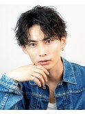 波巻きツイストスパイラルセンターパートサーフカール刈り上げ