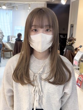 テトラ バイ ネオリーブ 横浜西口店(tetra by neolive) 顔周りカット ウルフ レイヤー ブリーチ ベージュ