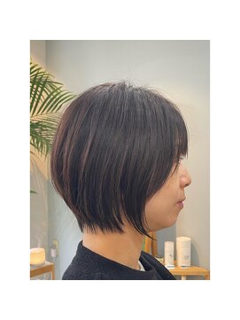 ショートボブ