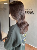 ヘア プロデュース キュオン(hair produce CUEON.)&nbsp;ふわっと顔周り×透明感グレージュ