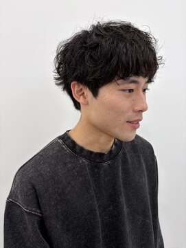 エマン(AIMANT) ゆるめシャドウパーマ