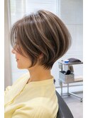 30代40代50代ショート似合わせ白髪ぼかし前髪あり髪型