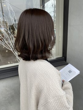 ピシェ ヘア デザイン(Piche hair design) 低めのミディアムレイヤースタイル