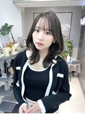 ミディアムレイヤーカット/くびれヘア/20代30代/インナーカラー